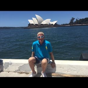 Meet your Posher, Howard